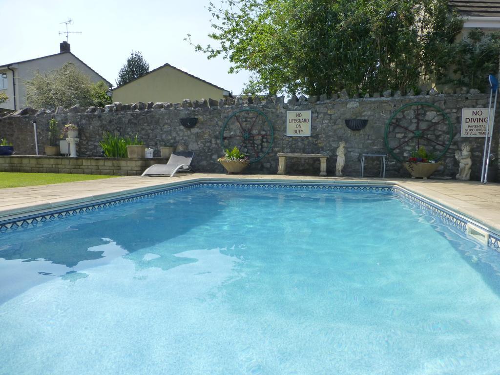 Gordons Bed & Breakfast Cheddar Exterior photo